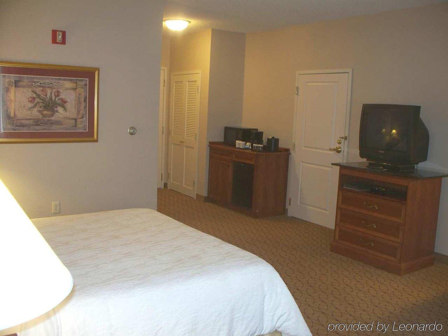 Hilton Garden Inn Fort Wayne Ellisville Номер фото